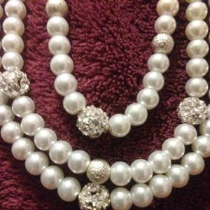 ◇New 3 strand Pearl and Swarovski crystals